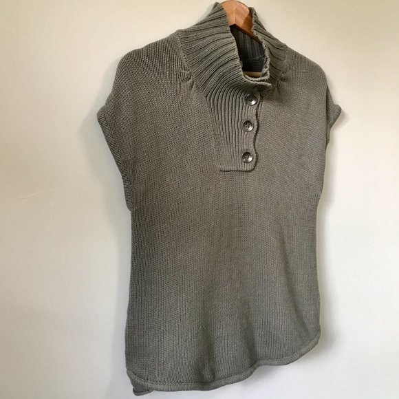BCBGeneration Grey Mock Neck Button Short Sleeve Sweater, Size M - Picture 2 of 11